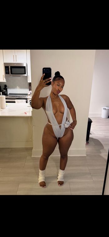 🔥 Realkeylamarie leaked private photo uncensored full