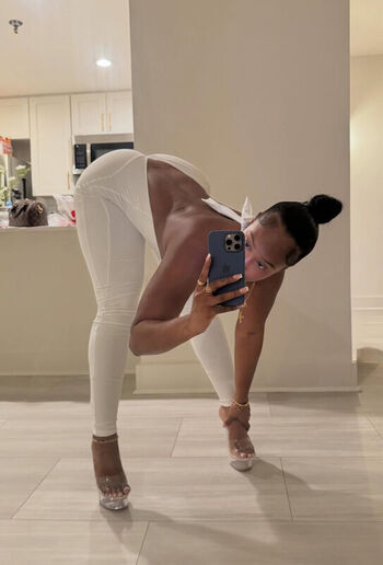 🔥 Realkeylamarie  page leaked private photo uncensored full