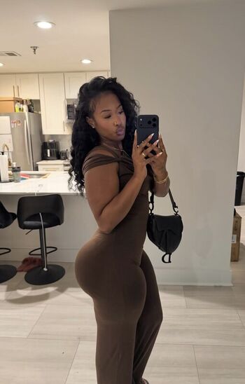 🔥 Realkeylamarie leaked private photo uncensored full