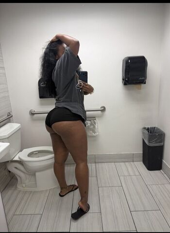 🔥 Realkeylamarie leaked private photo uncensored full