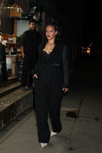🔥 Rihanna  page leaked private photo uncensored full