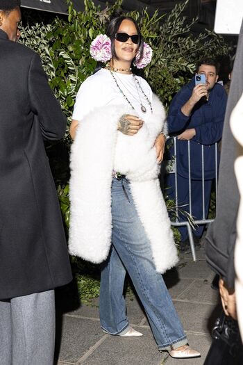 🔥 Rihanna  page leaked private photo uncensored full