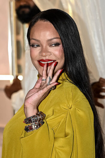 🔥 Rihanna  page leaked private photo uncensored full