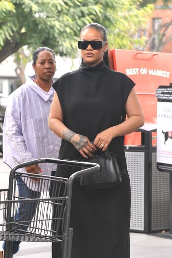 🔥 Rihanna  page leaked private photo uncensored full