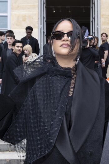 🔥 Rihanna  page leaked private photo uncensored full