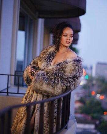 🔥 Rihanna  page leaked private photo uncensored full