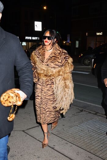 🔥 Rihanna  page leaked private photo uncensored full