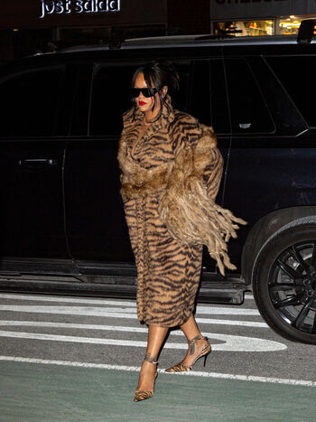 🔥 Rihanna  page leaked private photo uncensored full
