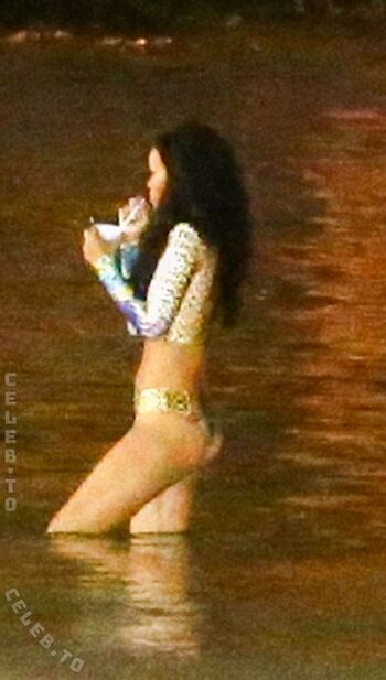 🔥 Rihanna  page leaked private photo uncensored full