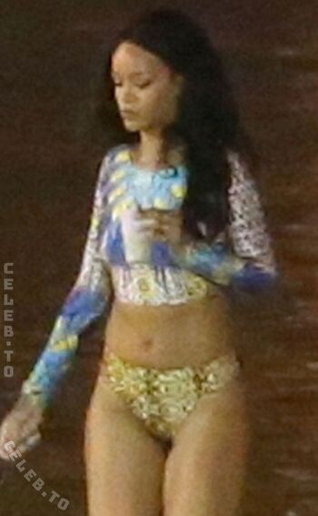 🔥 Rihanna  page leaked private photo uncensored full