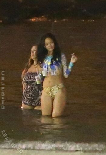 🔥 Rihanna  page leaked private photo uncensored full