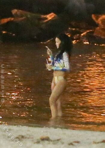 🔥 Rihanna  page leaked private photo uncensored full