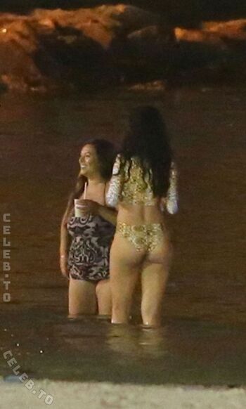 🔥 Rihanna  page leaked private photo uncensored full