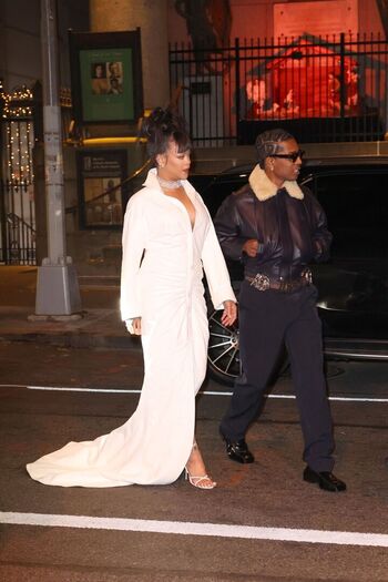 🔥 Rihanna  page leaked private photo uncensored full