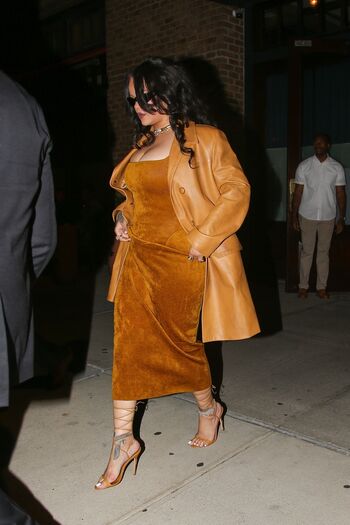 🔥 Rihanna  page leaked private photo uncensored full