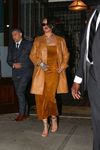 🔥 Rihanna  page leaked private photo uncensored full