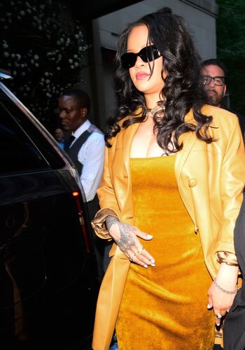 🔥 Rihanna  page leaked private photo uncensored full