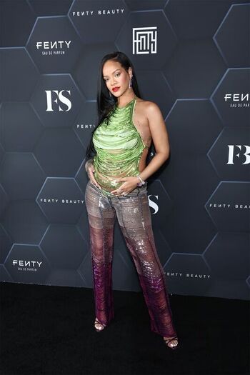 🔥 Rihanna  page leaked private photo uncensored full