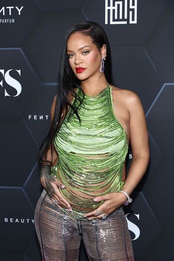🔥 Rihanna  page leaked private photo uncensored full