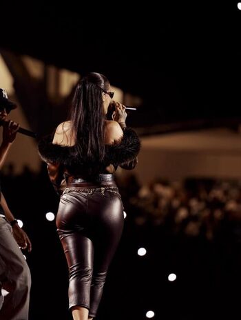 🔥 Rihanna  page leaked private photo uncensored full