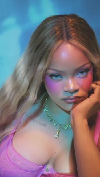 🔥 Rihanna  page leaked private photo uncensored full