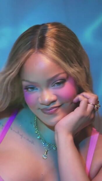 🔥 Rihanna  page leaked private photo uncensored full