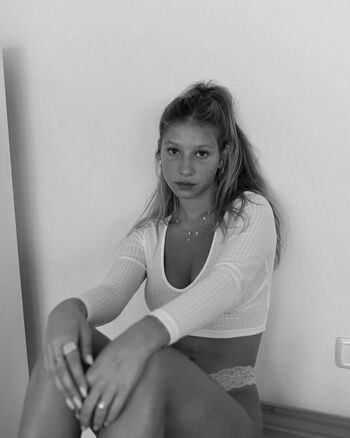🔥 Roni zouler page leaked private photo uncensored full