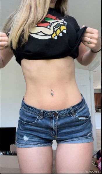 🔥 Rowsvee leaked private photo uncensored full