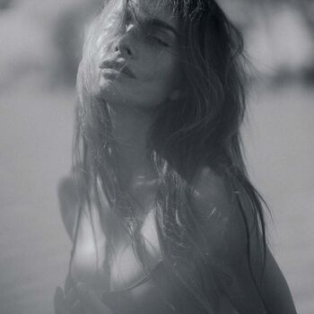 🔥 Sarah shahi page leaked private photo uncensored full
