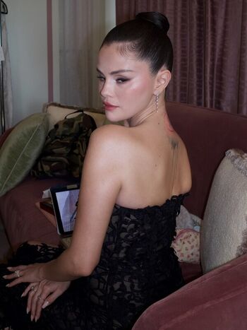 🔥 Selena gomez  page leaked private photo uncensored full