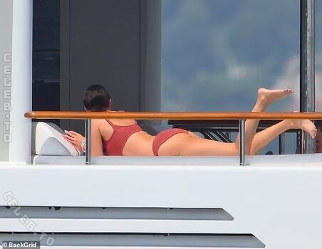 🔥 Selena gomez  page leaked private photo uncensored full