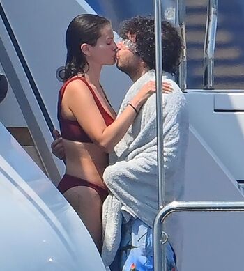 🔥 Selena gomez  page leaked private photo uncensored full
