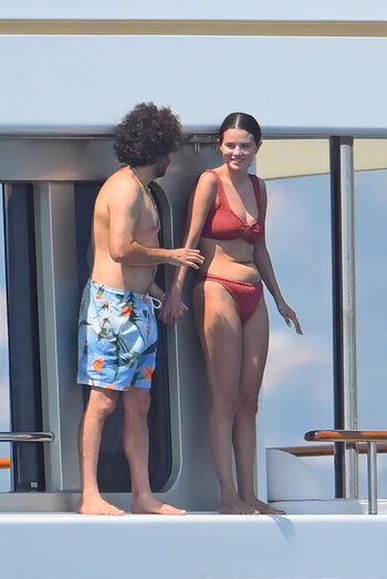 🔥 Selena gomez  page leaked private photo uncensored full