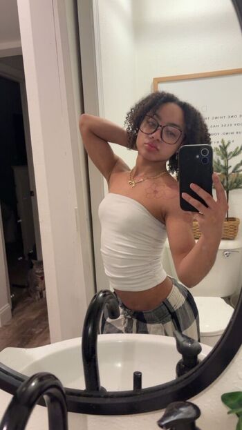 🔥 Sendtee leaked private photo uncensored full