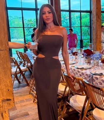 🔥 Sofia vergara  page leaked private photo uncensored full