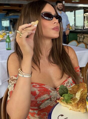 🔥 Sofia vergara  page leaked private photo uncensored full