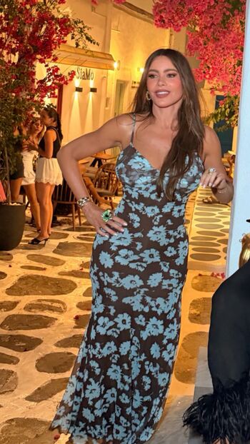 🔥 Sofia vergara  page leaked private photo uncensored full