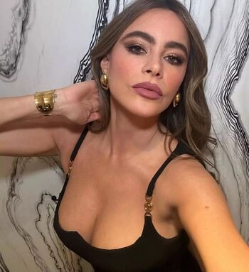 🔥 Sofia vergara  page leaked private photo uncensored full
