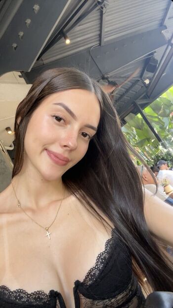 🔥 Sofiaatreides page leaked private photo uncensored full