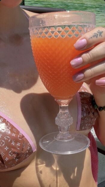 🔥 Sofiaatreides leaked private photo uncensored full