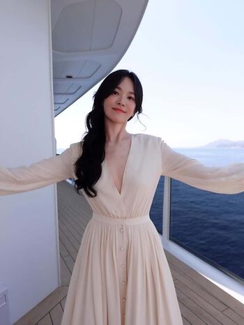 🔥 Song hye kyo page leaked private photo uncensored full