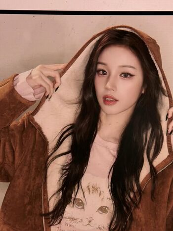 🔥 Song yuqi page leaked private photo uncensored full