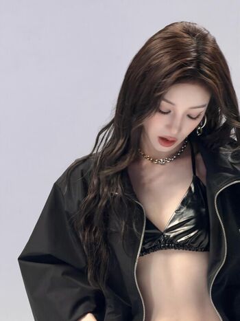 🔥 Song yuqi page leaked private photo uncensored full