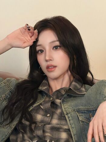 🔥 Song yuqi page leaked private photo uncensored full