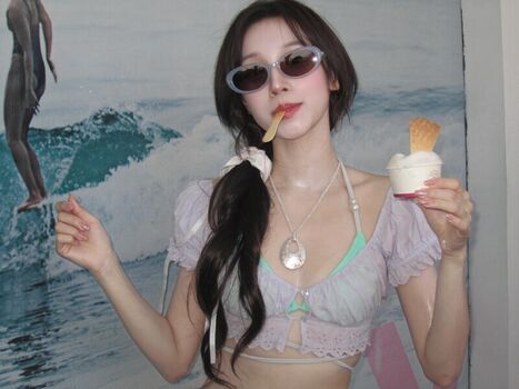 🔥 Song yuqi page leaked private photo uncensored full