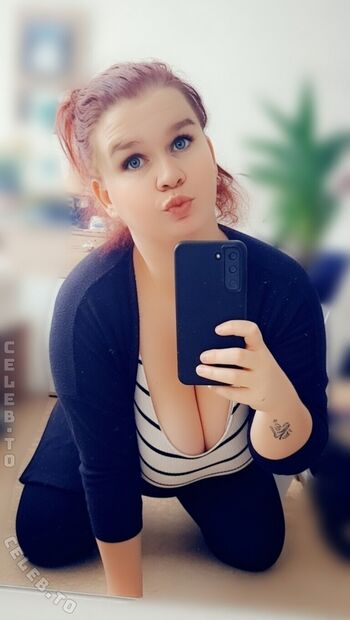 🔥 Sophieschmande leaked private photo uncensored full