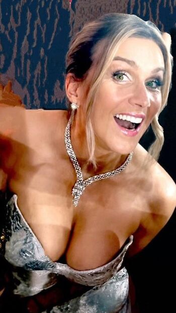 🔥 Susanna reid page leaked private photo uncensored full