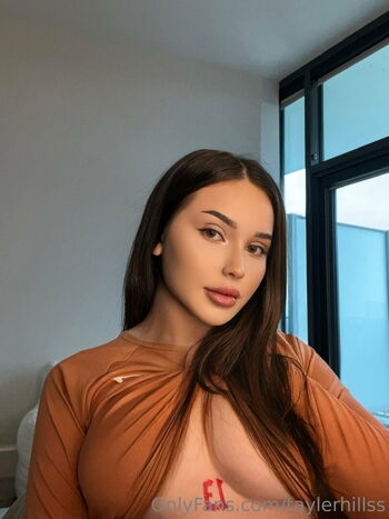 🔥 Tayler hills page leaked private photo uncensored full