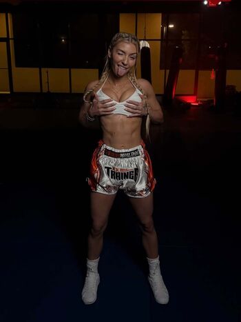 🔥 Therealbrittfitficial leaked private photo uncensored full