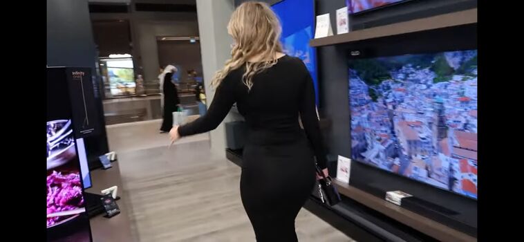 🔥 Toomuchlucile leaked private photo uncensored full